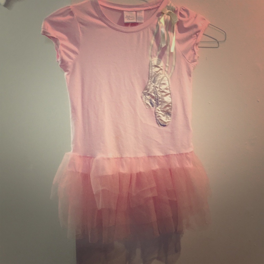 Ballerina shirt size 6 girls